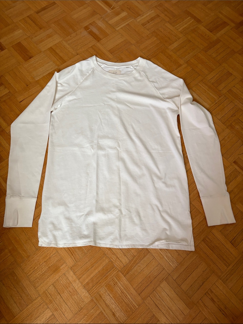 Men's White Long-Sleeve Crewneck Shirt